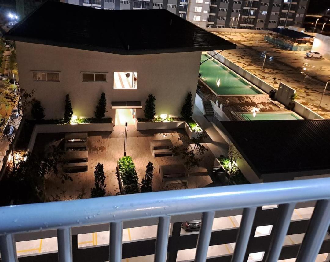 Impiana Homestay Near Putrajaya, Cyberjaya, Musliem Only,Wifi,Netflix Kampung Dengkil Zewnętrze zdjęcie